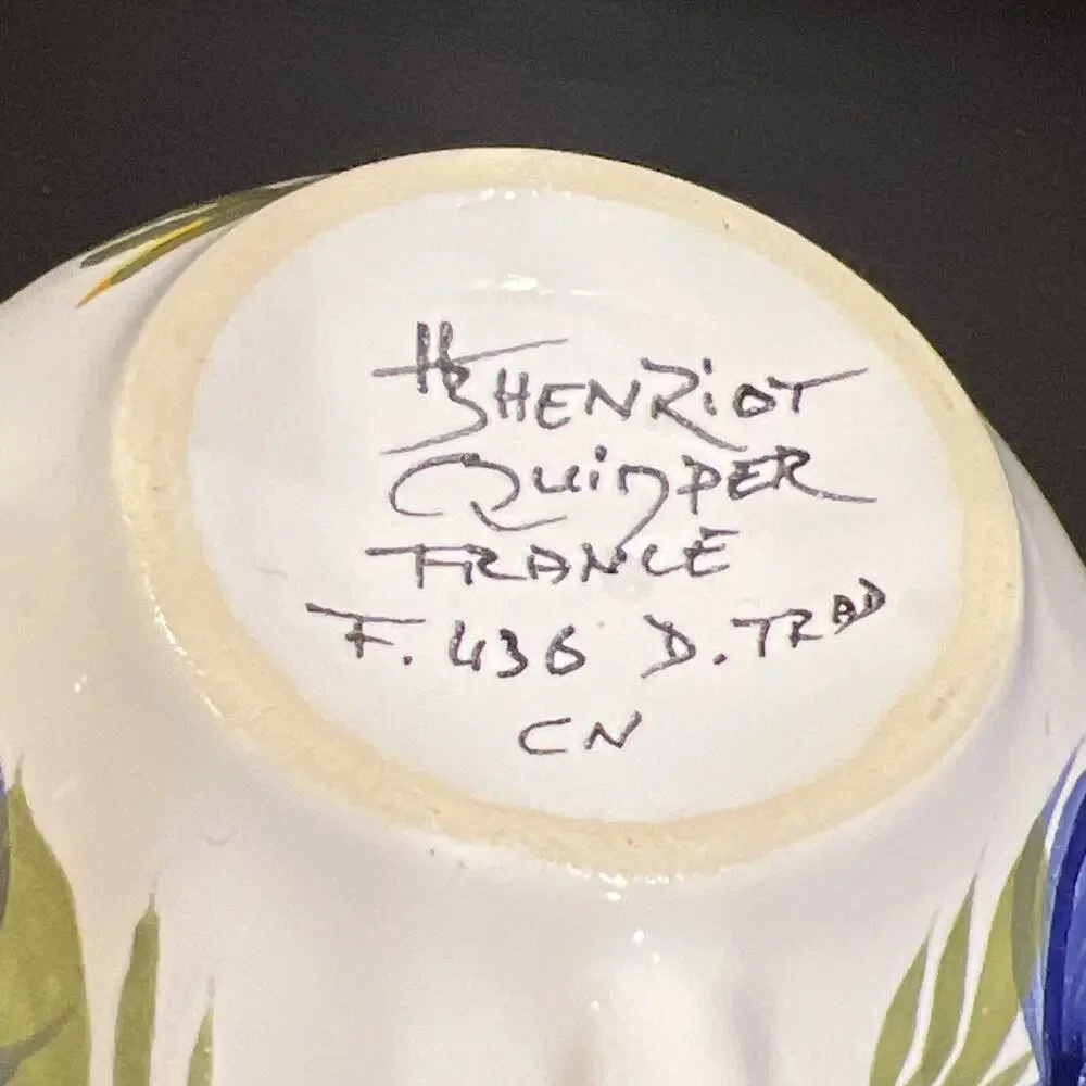 Vintage HENRIOT QUIMPER France French (1) Teacup Faience
